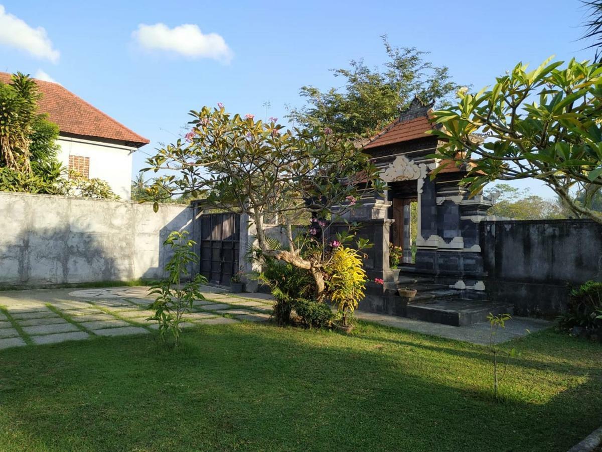 Отель Taman Sari Tagtag Санур Экстерьер фото