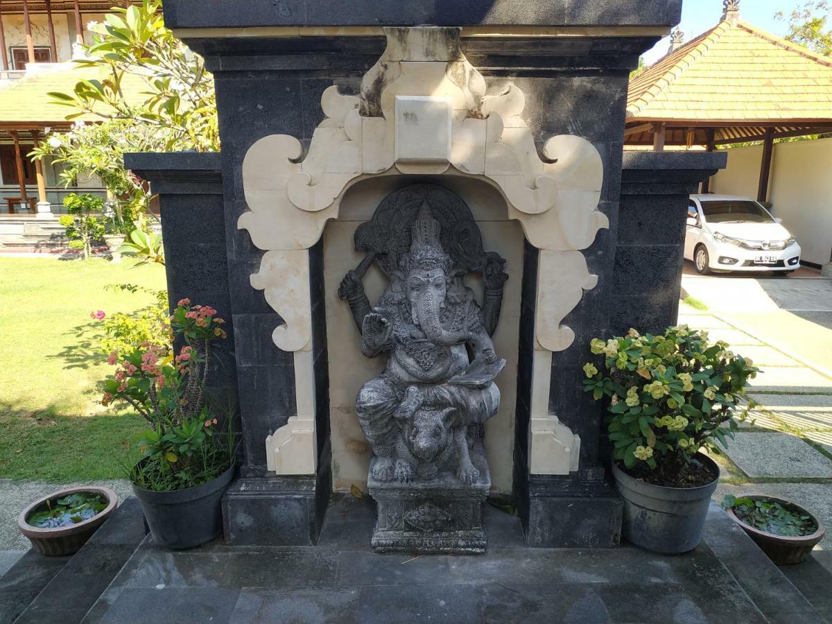 Отель Taman Sari Tagtag Санур Экстерьер фото