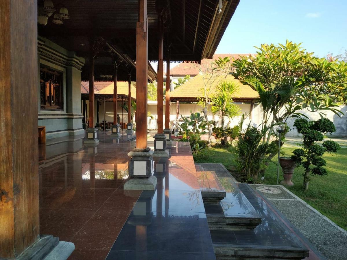 Отель Taman Sari Tagtag Санур Экстерьер фото